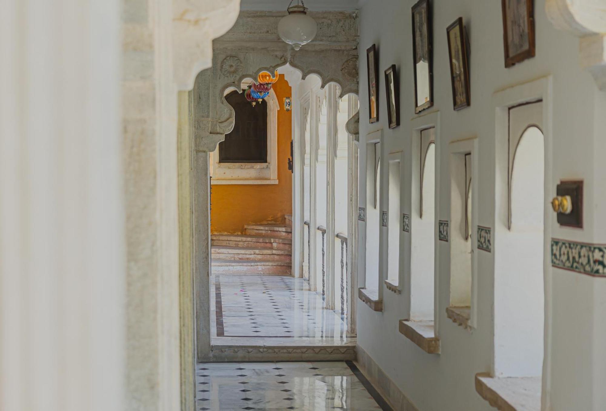 Hotel Rawla Narlai Bagian luar foto