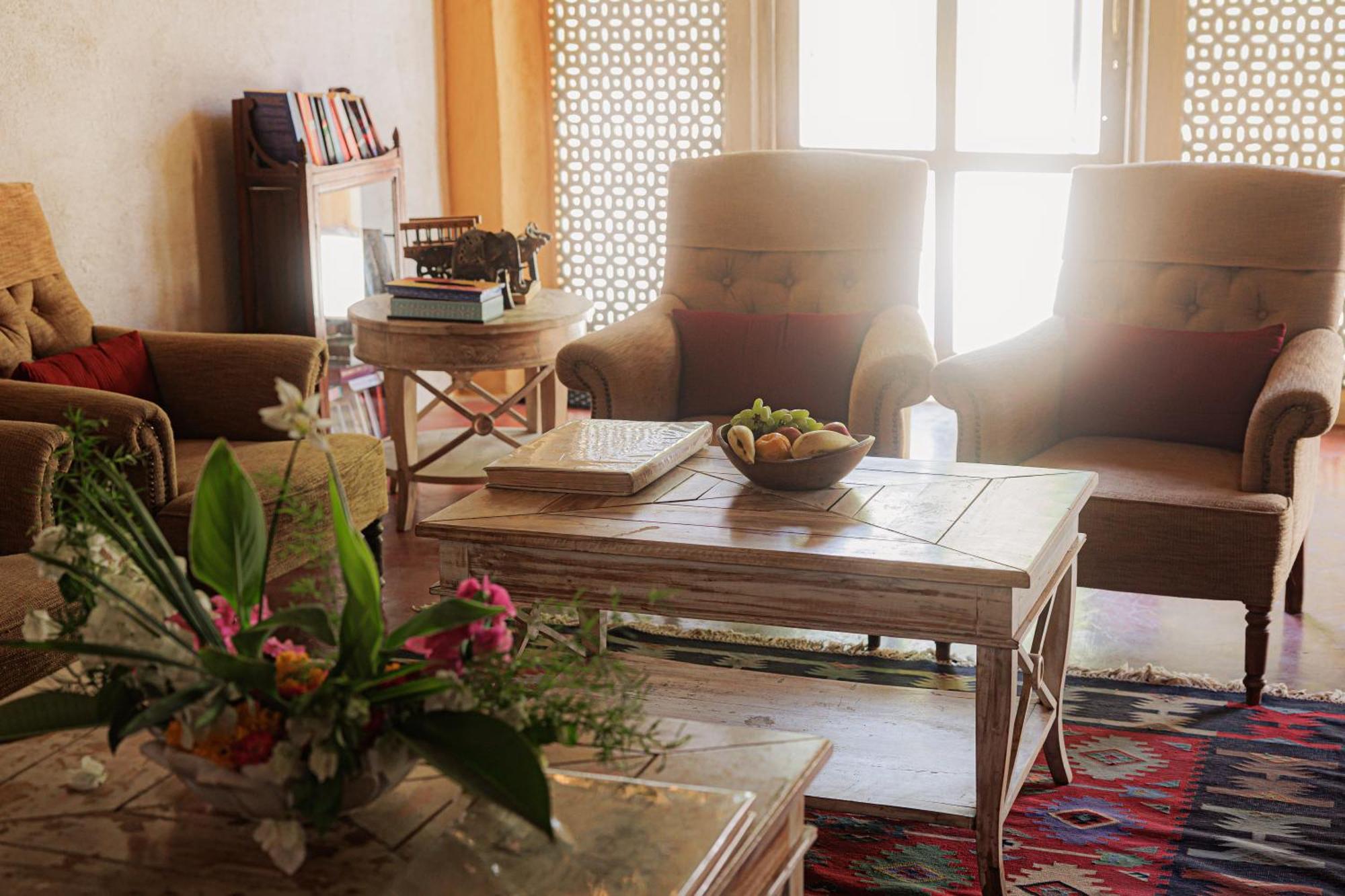 Hotel Rawla Narlai Bagian luar foto