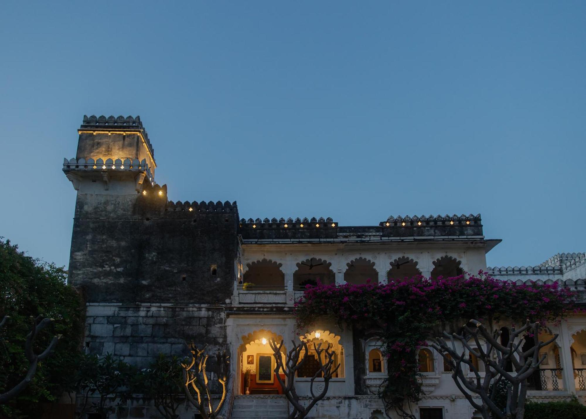 Hotel Rawla Narlai Bagian luar foto