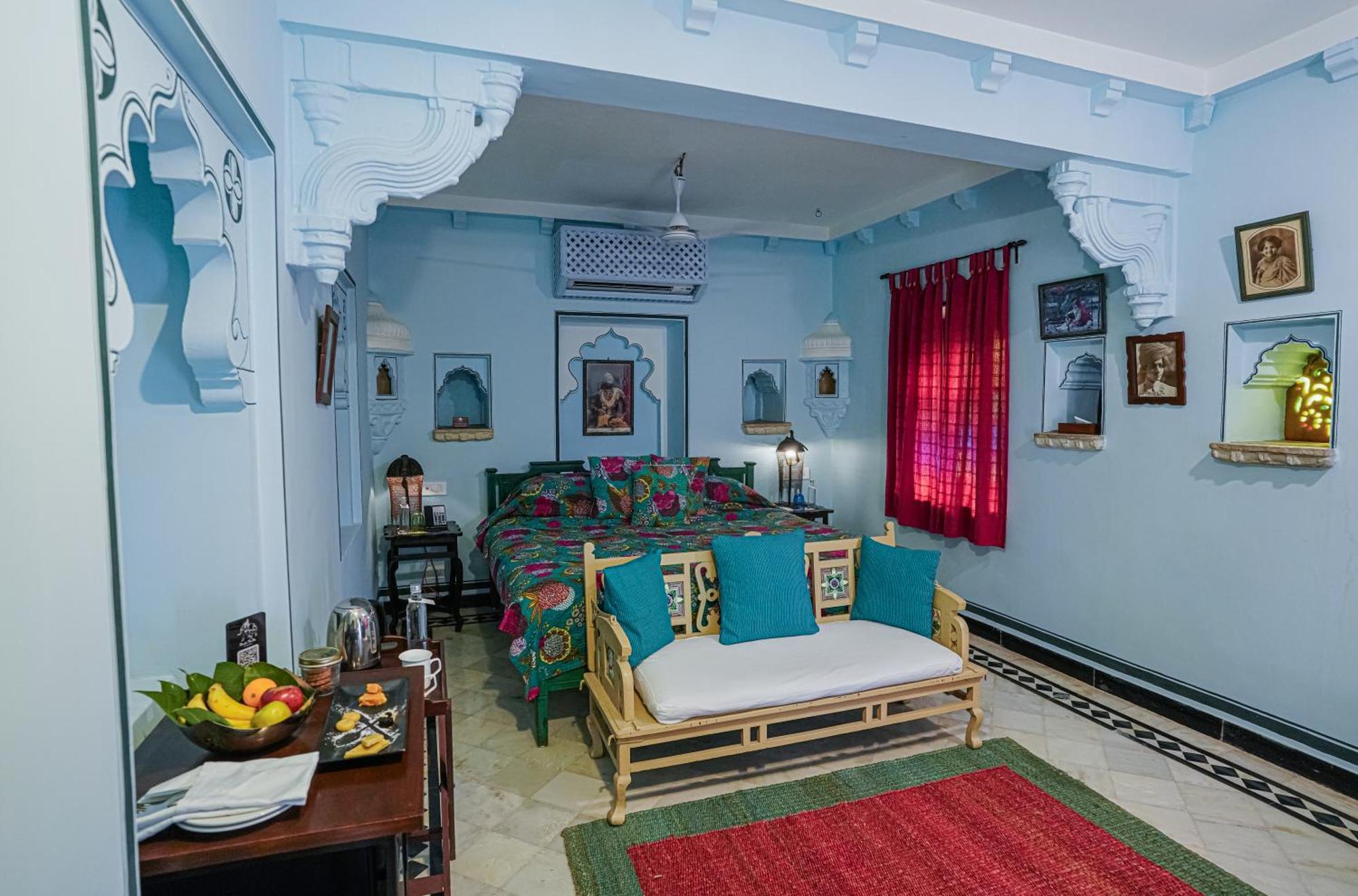 Hotel Rawla Narlai Bagian luar foto